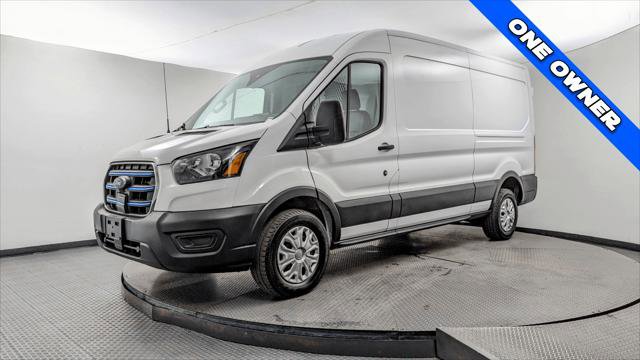 Used 2022 Ford E-Transit Medium Roof image 2