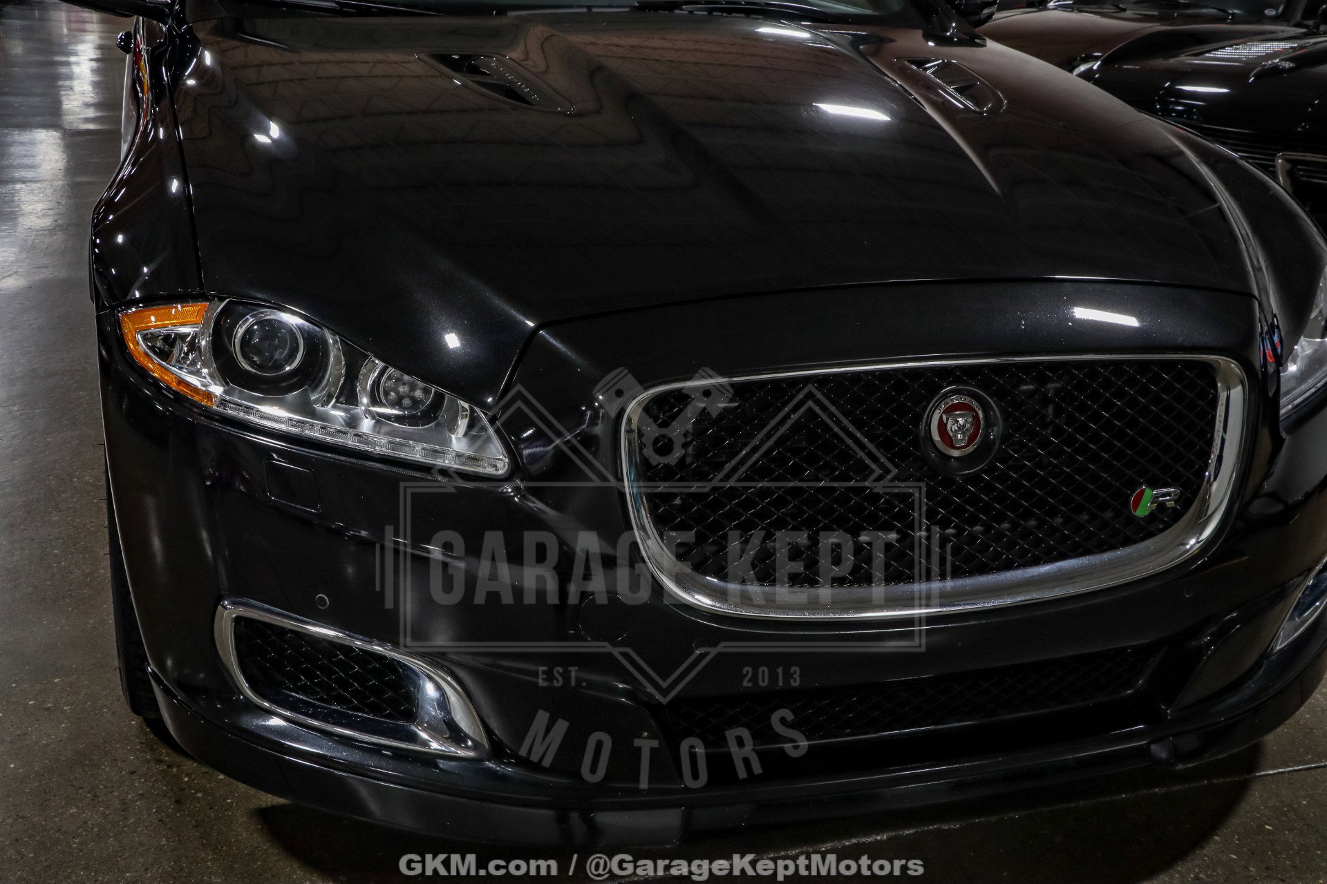 Used 2015 Jaguar XJ R LWB image 17