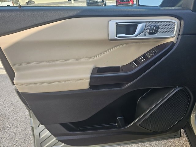 Used 2020 Ford Explorer Limited image 39