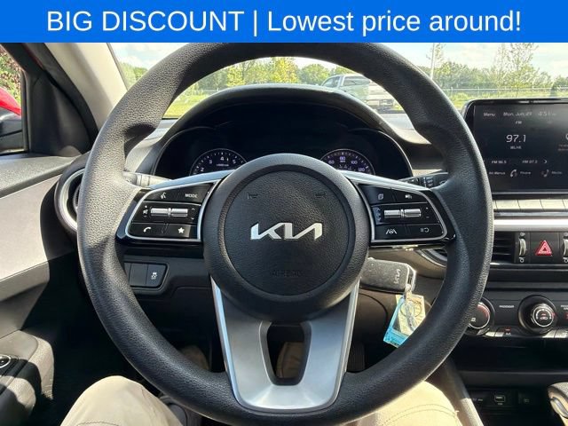 Used 2024 Kia Forte LXS FWD image 29