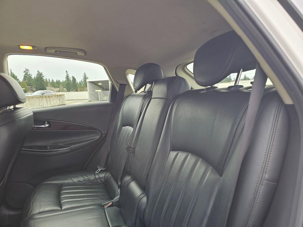 Used 2015 INFINITI QX50 Journey w/ Premium Package image 20