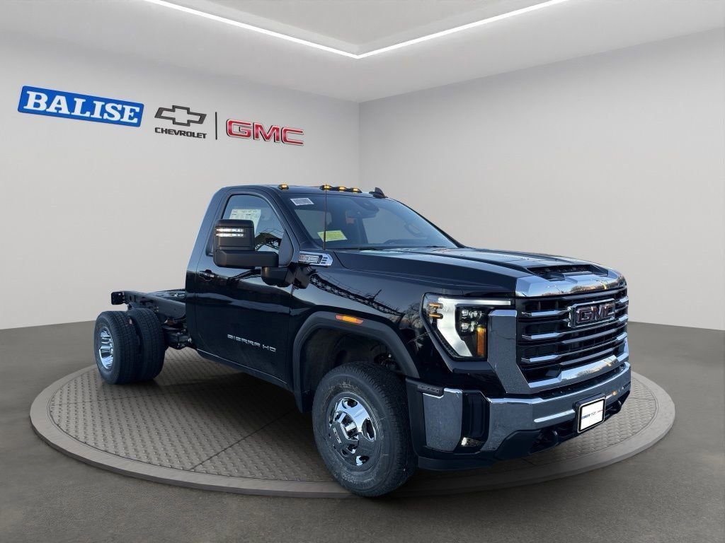 New 2026 GMC Sierra 3500 SLE w/ SLE Convenience Package image 2