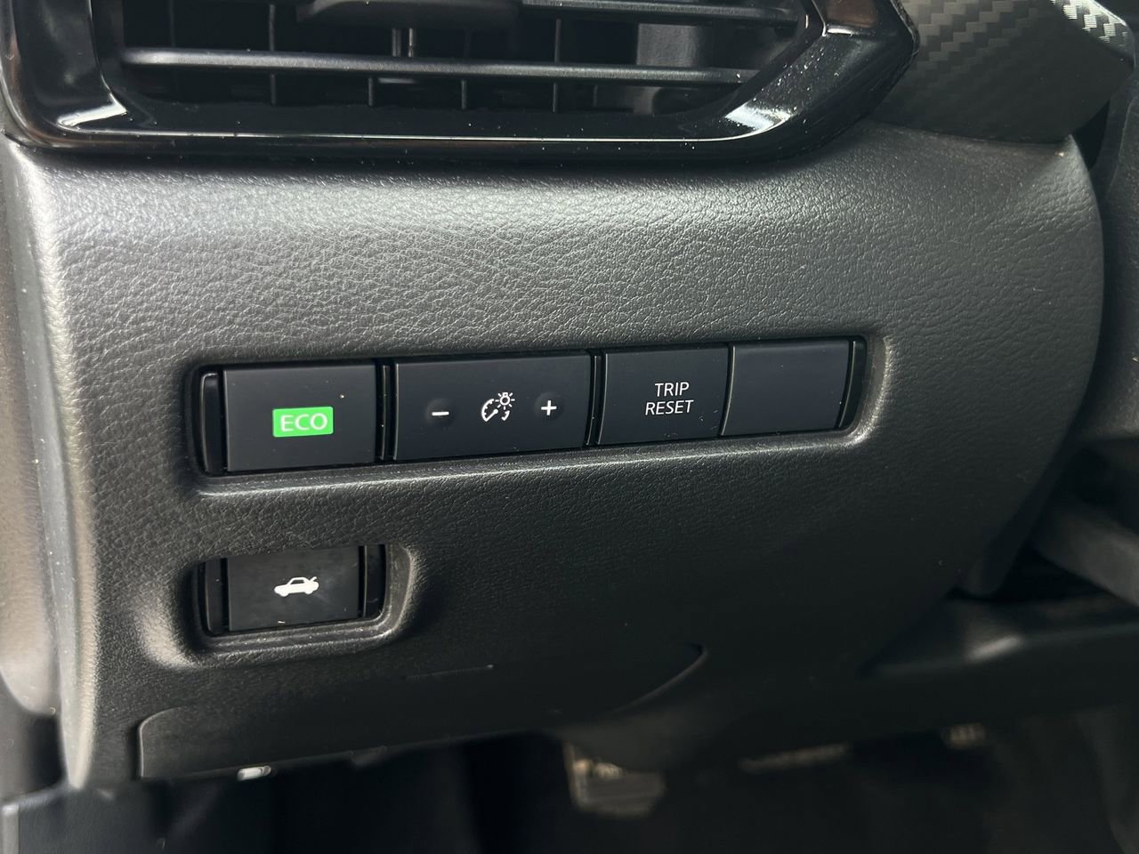 Certified 2021 Nissan Sentra SV image 13