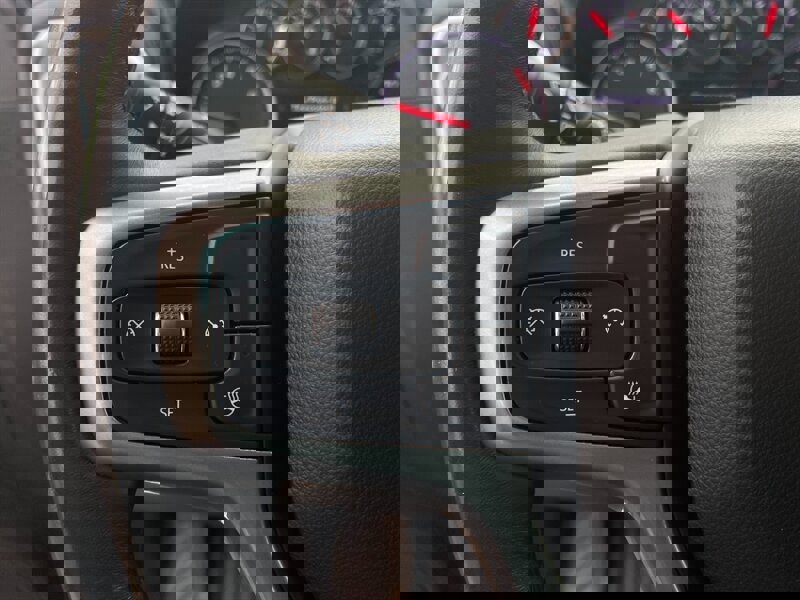 Used 2021 Chevrolet Silverado 1500 LT image 29