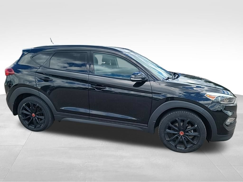 Used 2017 Hyundai Tucson Night AWD/4WD image 20