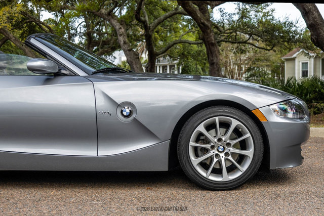 Used 2007 BMW Z4 3.0i image 11