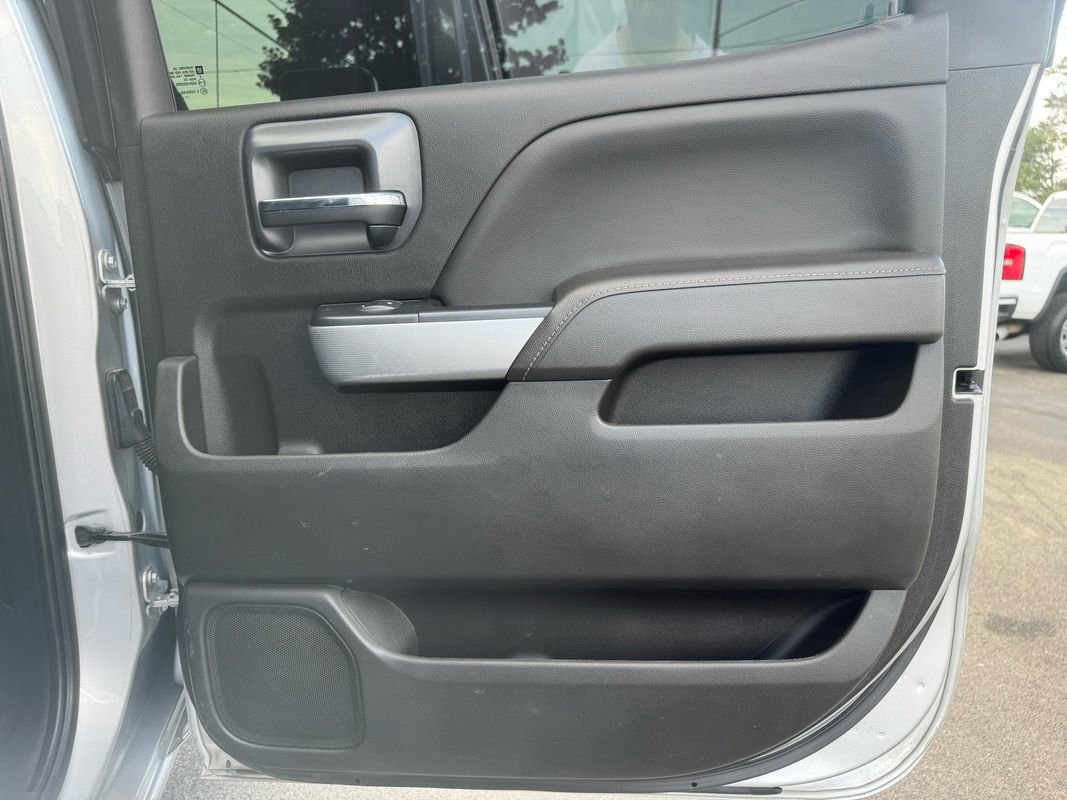 Used 2018 Chevrolet Silverado 2500 LTZ w/ Duramax Plus Package AWD/4WD image 28