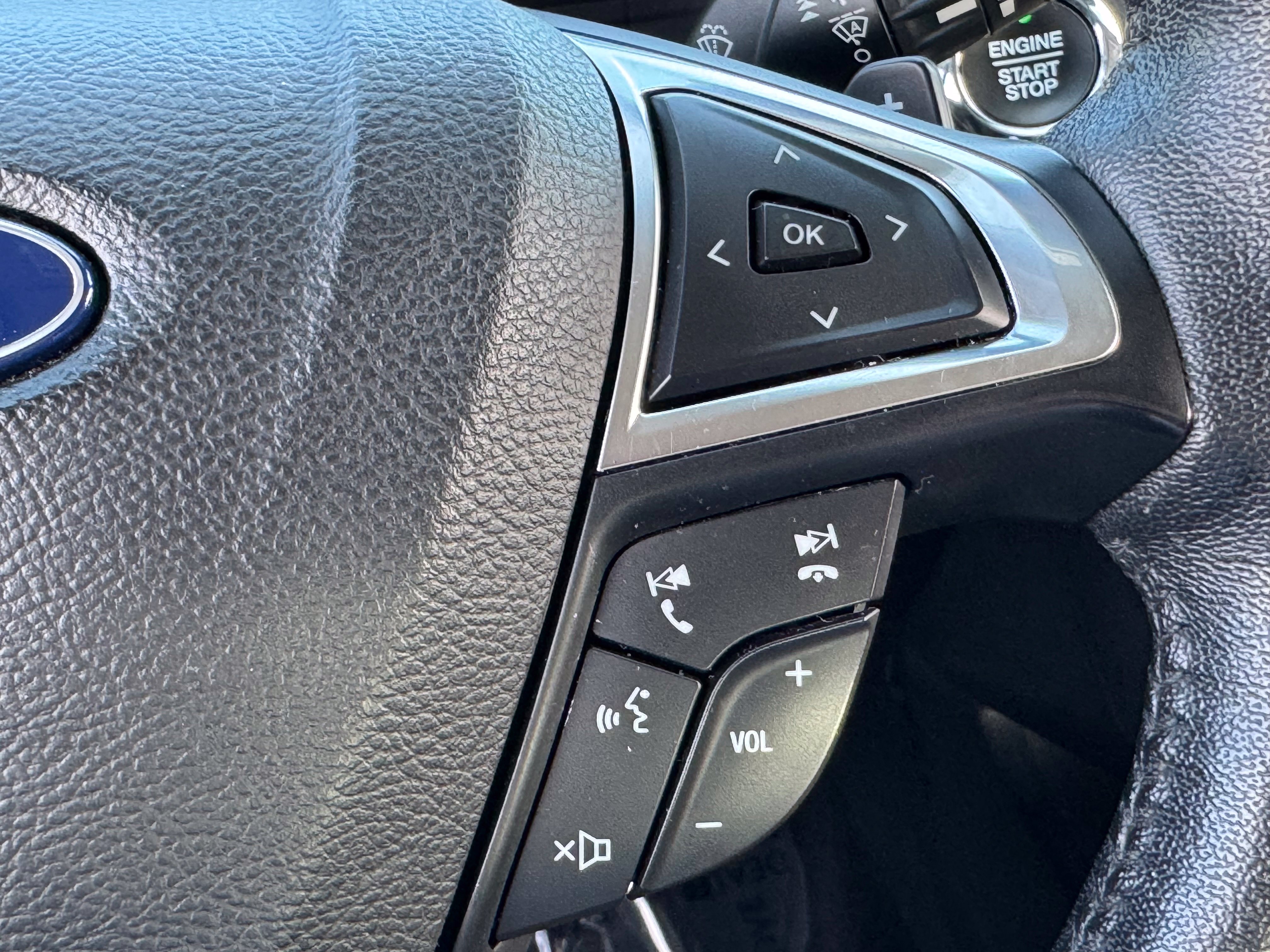 Used 2019 Ford Fusion SEL FWD image 35