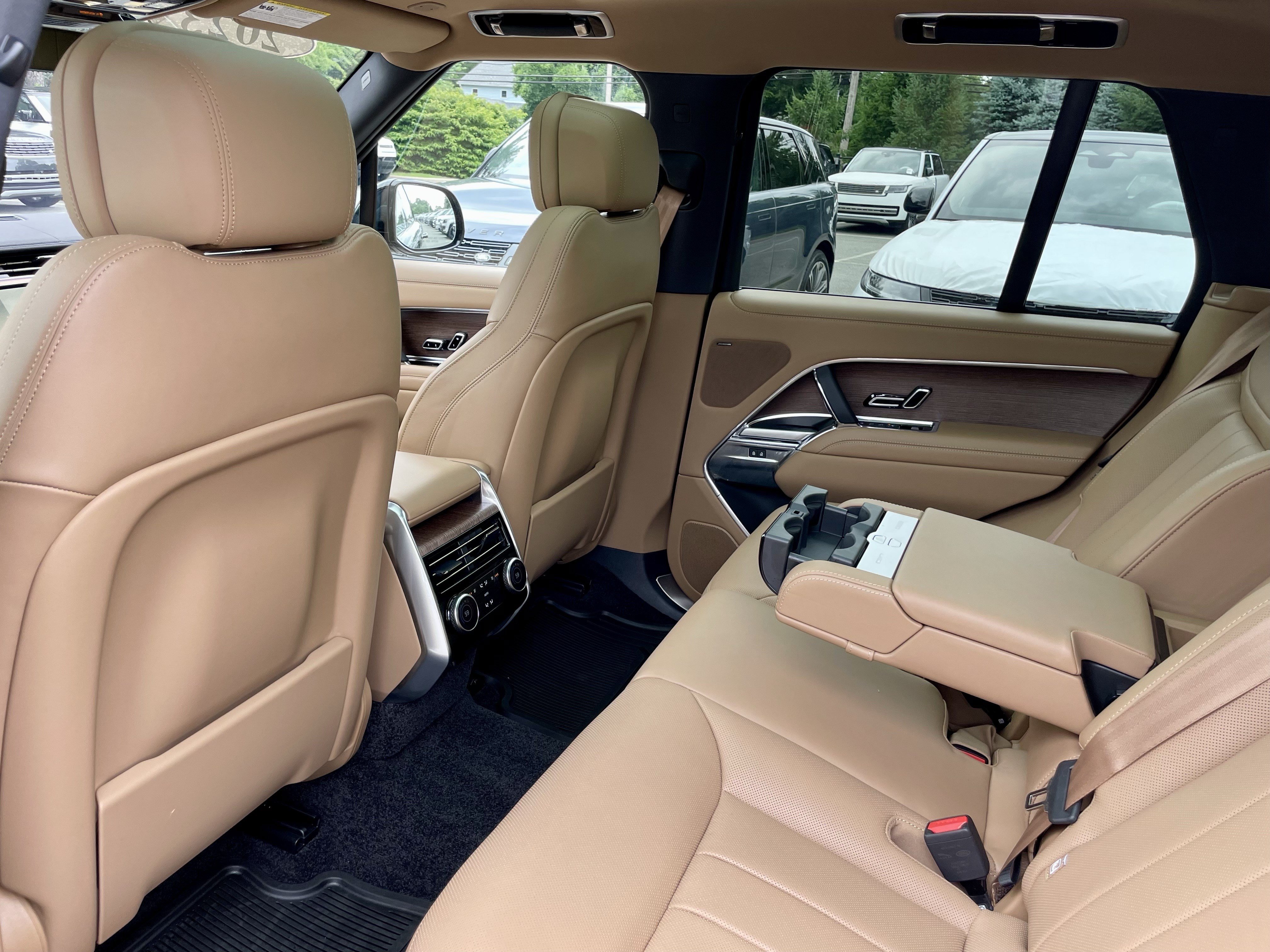 Used 2023 Land Rover Range Rover SE AWD/4WD image 30