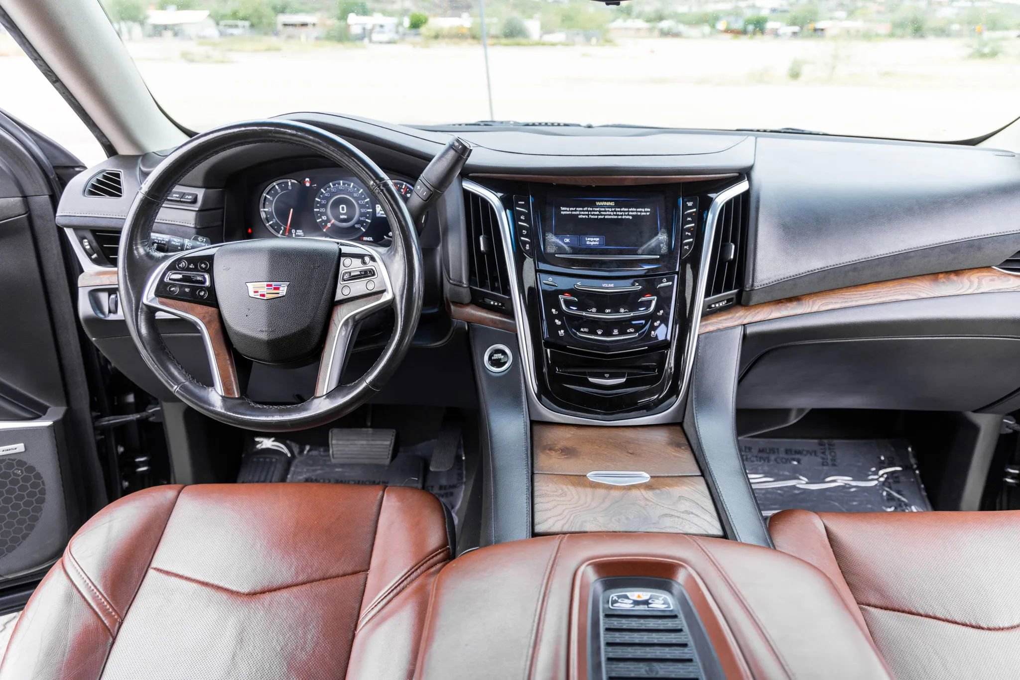 Used 2019 Cadillac Escalade Premium Luxury image 23