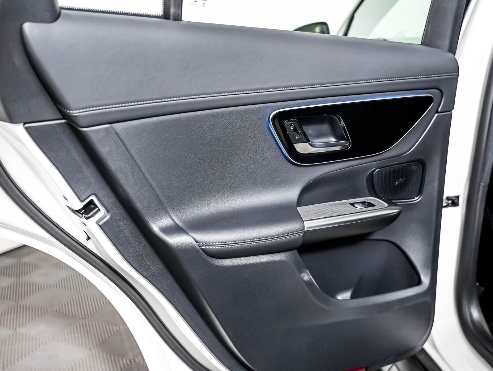 Certified 2026 Mercedes-Benz GLC 43 AMG 4MATIC image 21