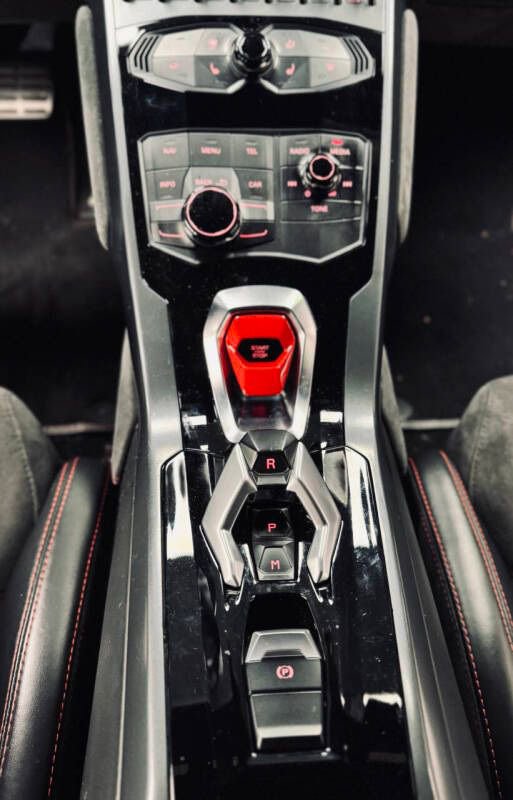 Used 2015 Lamborghini Huracan LP 610-4 image 23