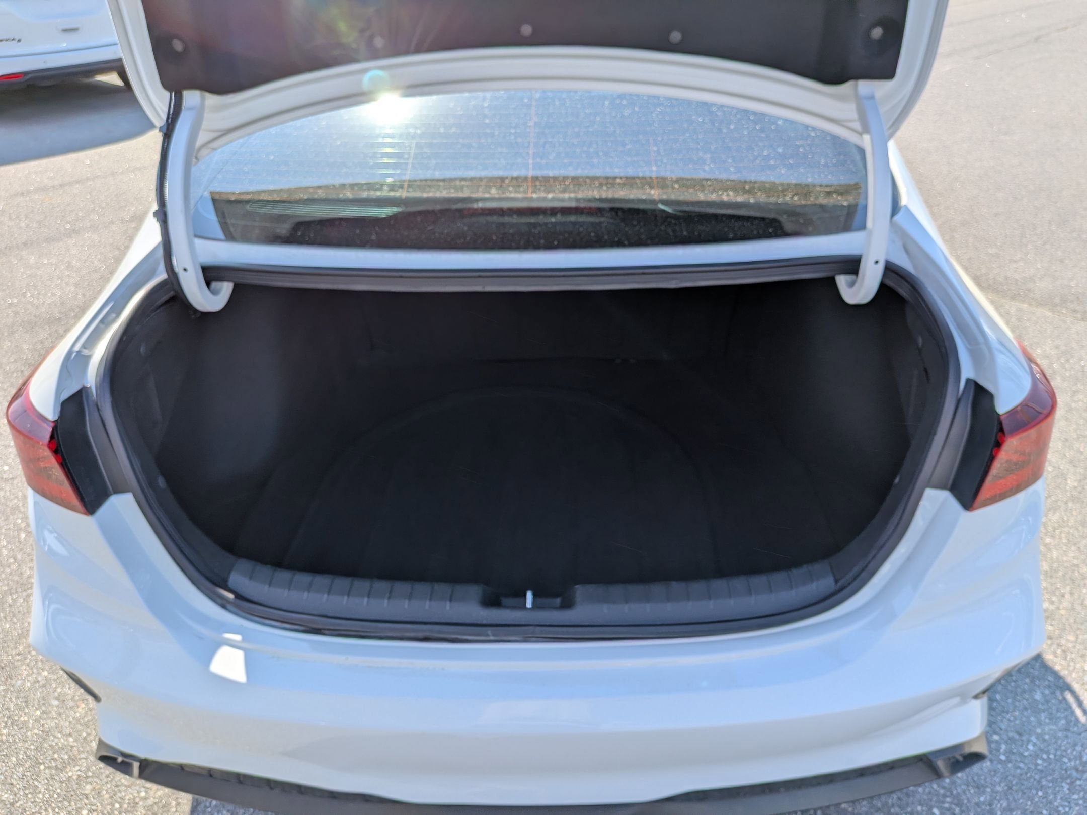 Used 2023 Kia Forte LX image 31