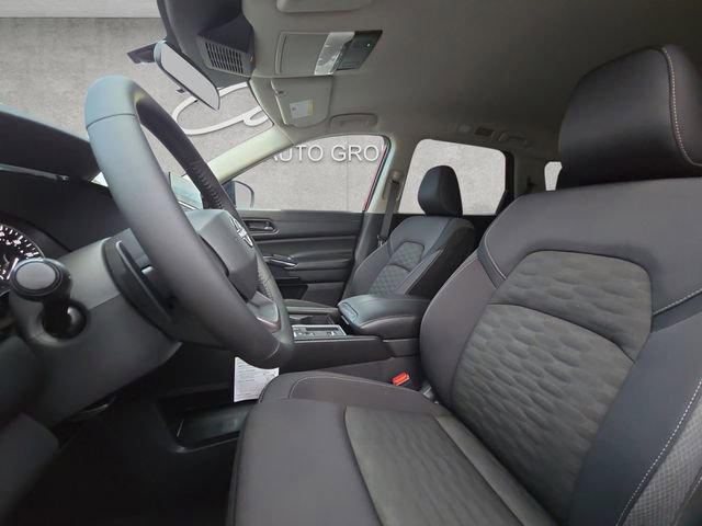 New 2026 Nissan Pathfinder SV FWD image 19