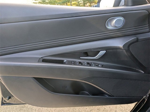 Certified 2023 Hyundai Elantra SEL w/ Convenience Package image 10