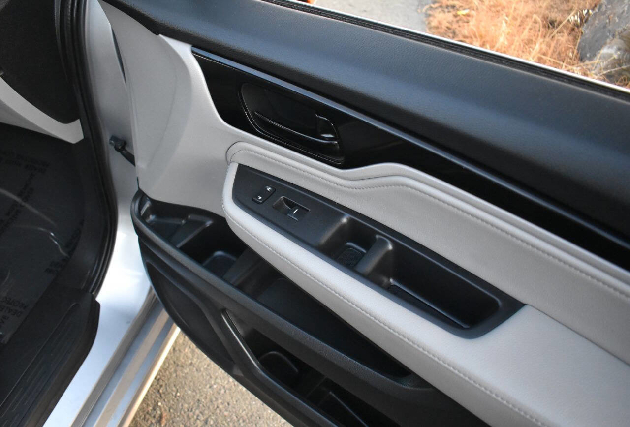 Used 2018 Honda Odyssey Elite image 63