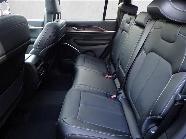 New 2026 Jeep Grand Cherokee Limited Reserve image 10
