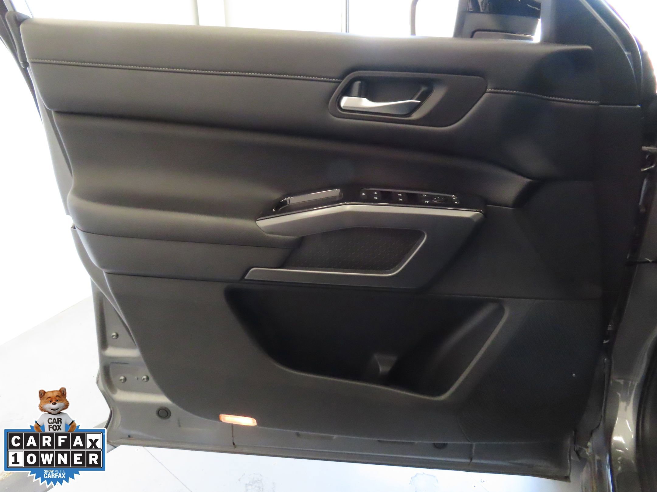 Used 2022 Nissan Pathfinder SL w/ SL Premium Package image 12