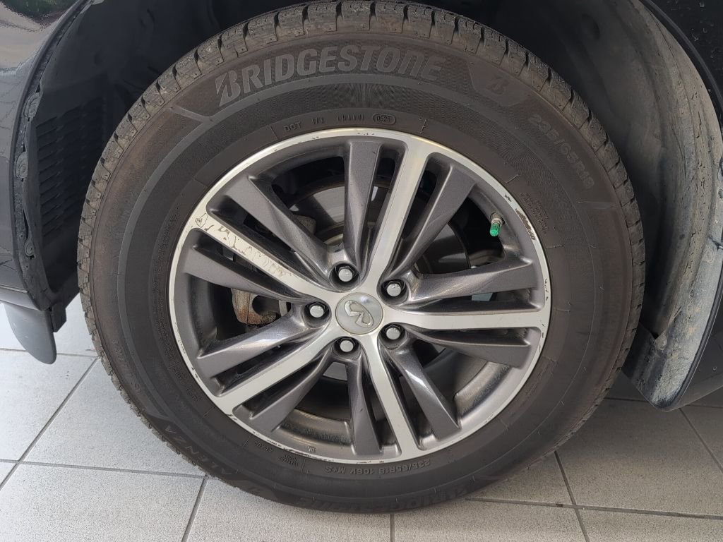 Used 2019 INFINITI QX60 Luxe w/ Essential Package AWD/4WD image 38