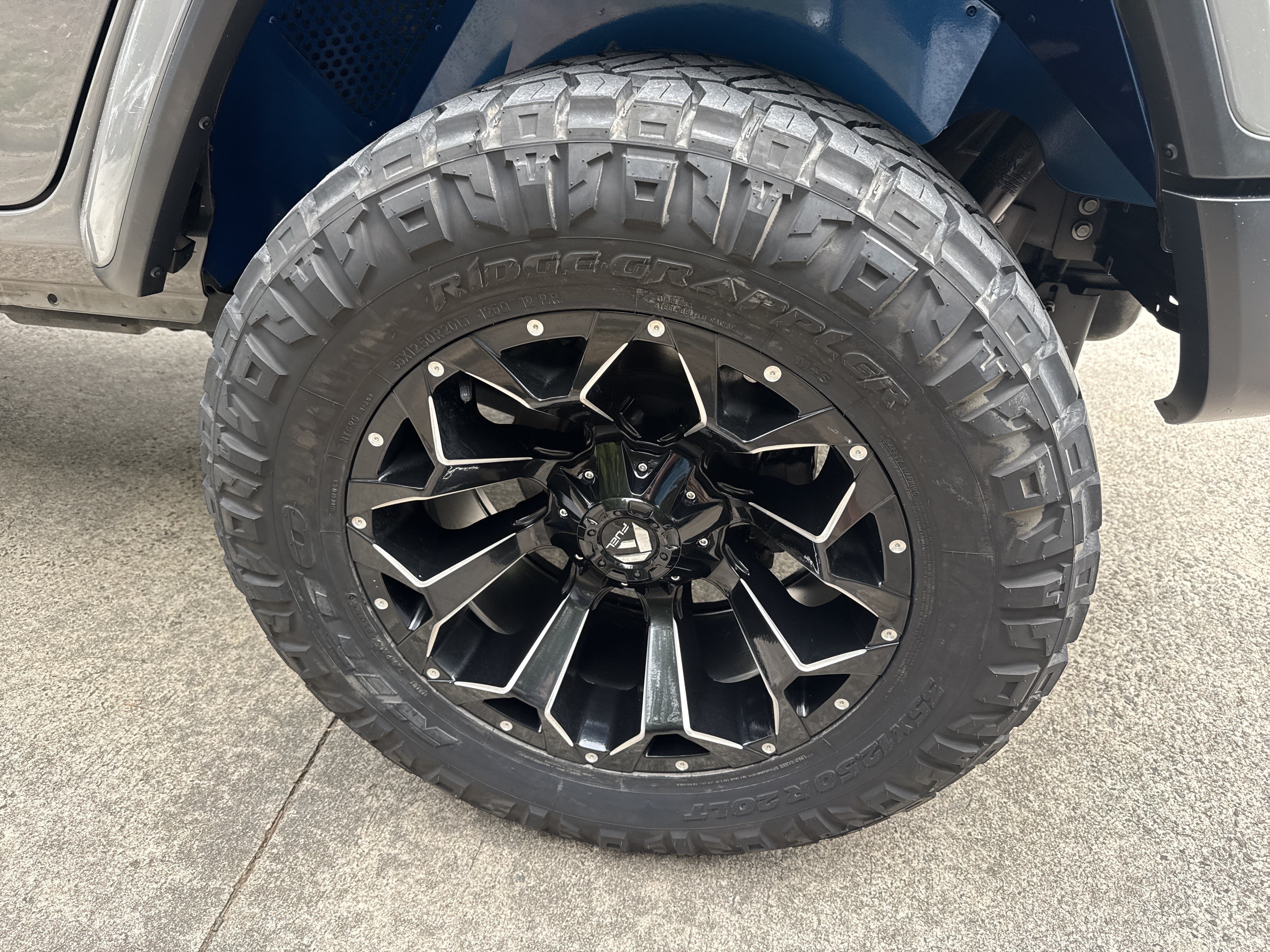 Used 2021 Jeep Wrangler Unlimited Sahara AWD/4WD image 19