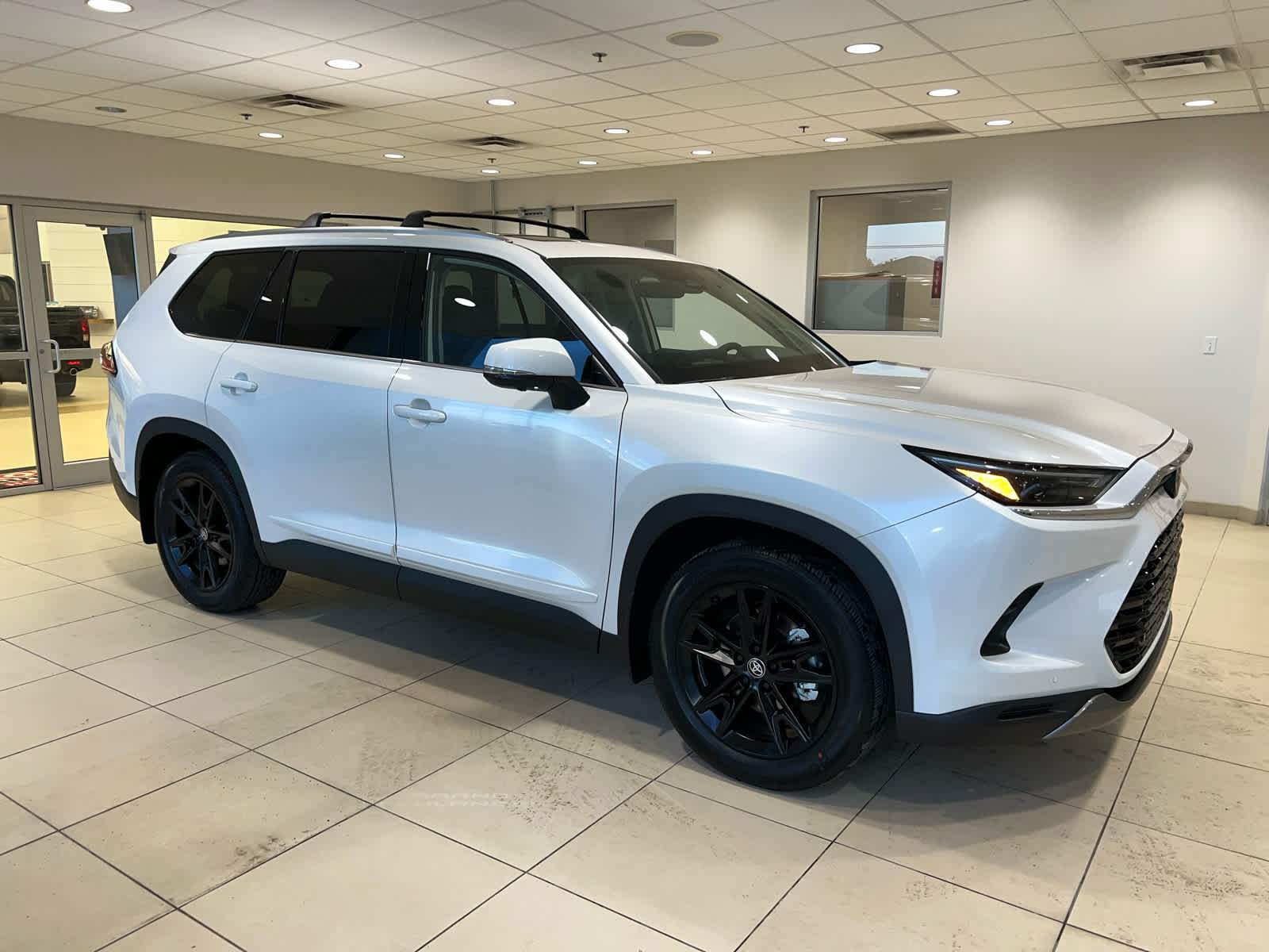 New 2026 Toyota Grand Highlander AWD Hybrid image 1