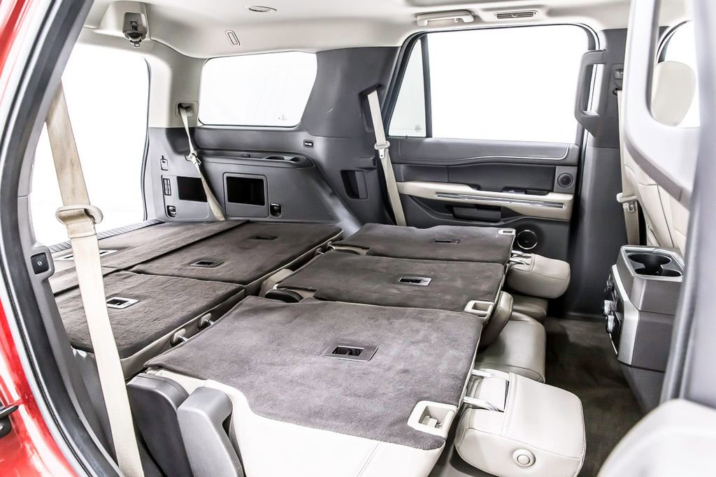 Used 2019 Ford Expedition XLT w/ Equipment Group 202A RWD image 36
