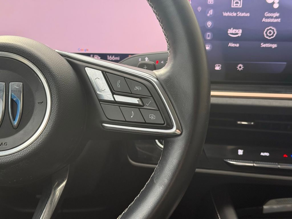 Used 2024 Buick Envision Sport Touring image 10