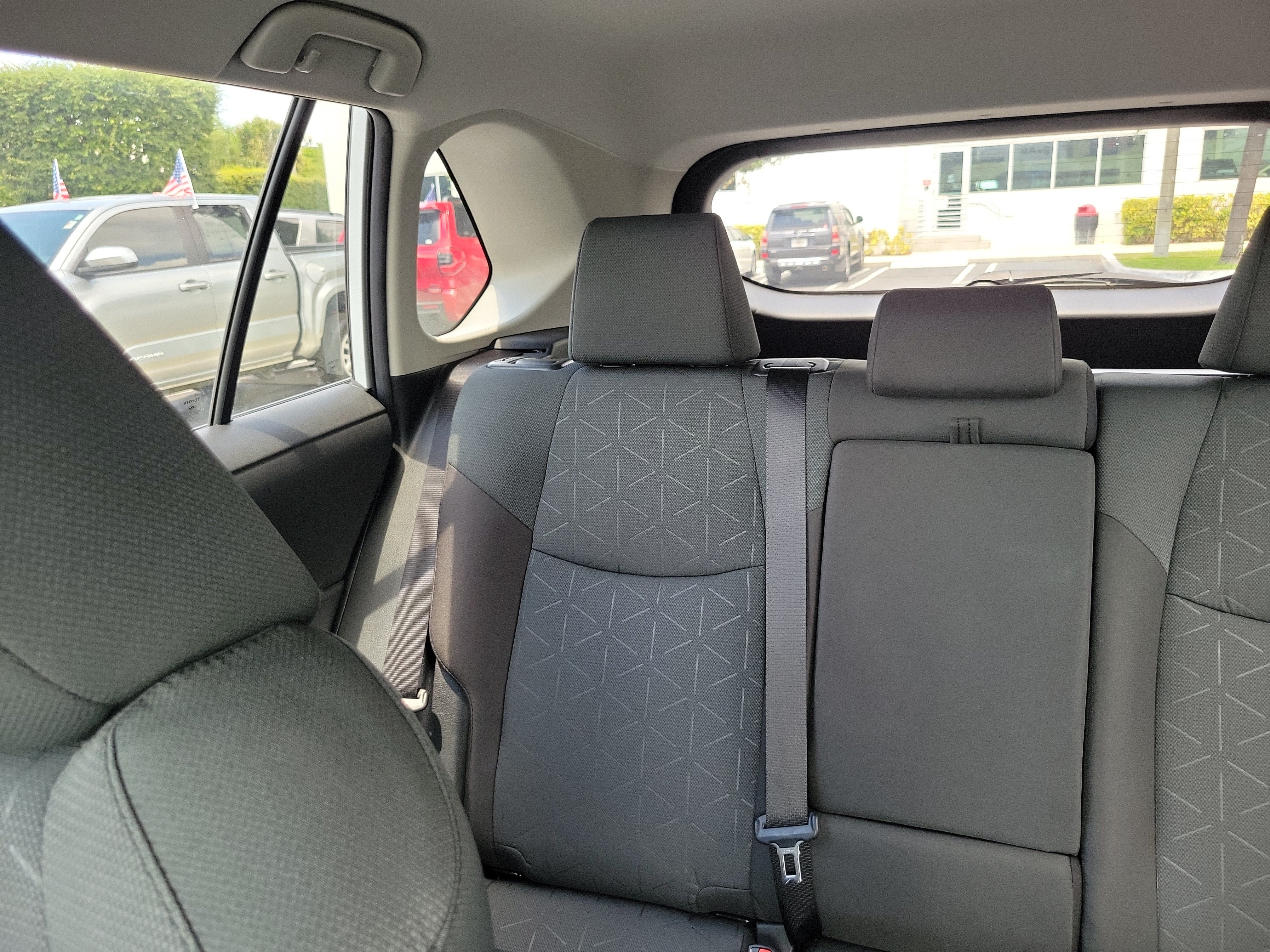 Used 2024 Toyota RAV4 XLE AWD/4WD image 20