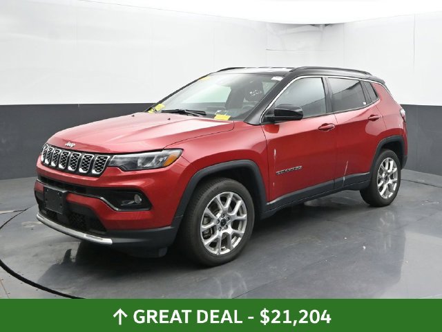 Used 2025 Jeep Compass Limited AWD/4WD image 8