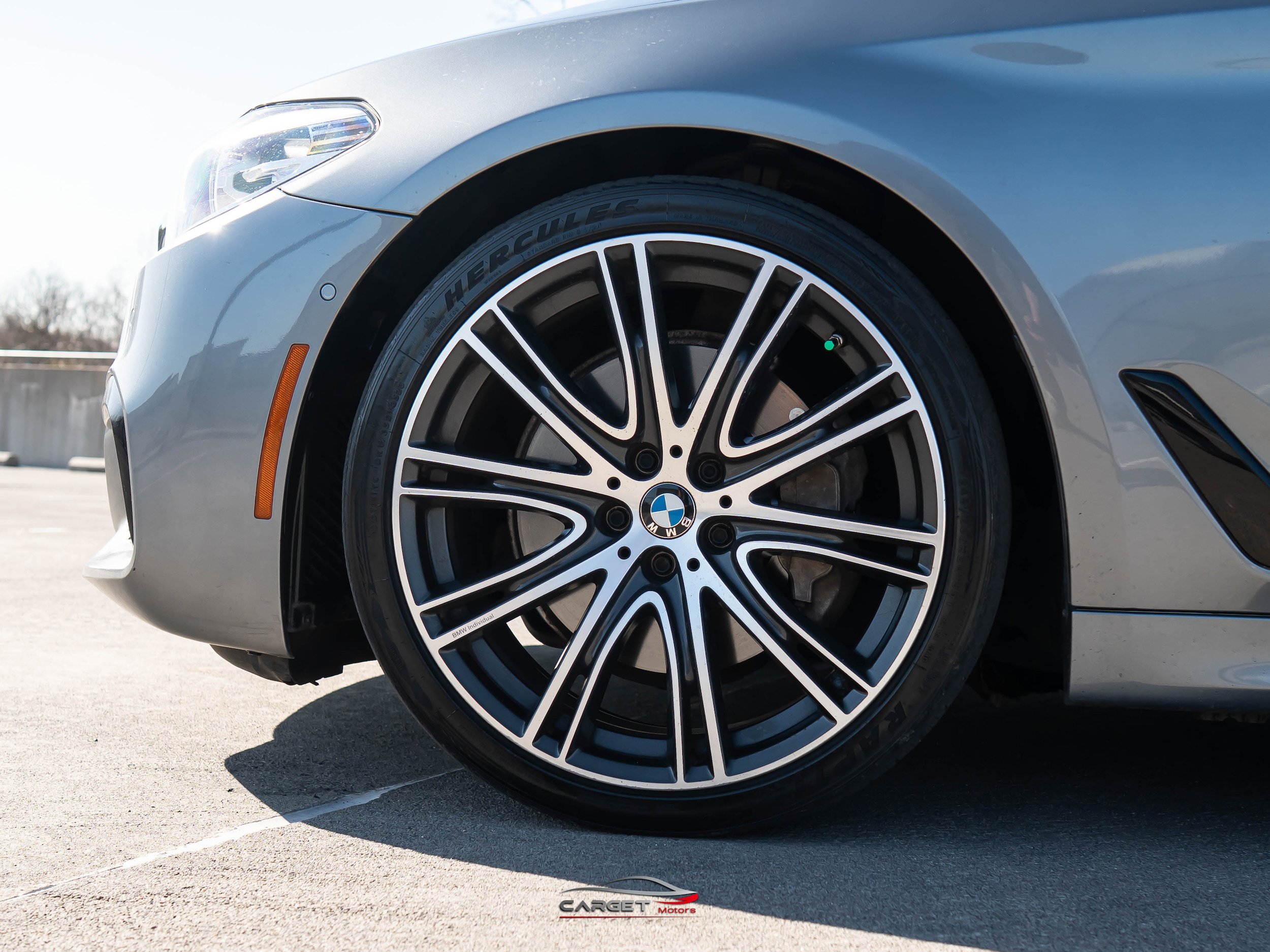 Used 2019 BMW 540i w/ M Sport Package image 10