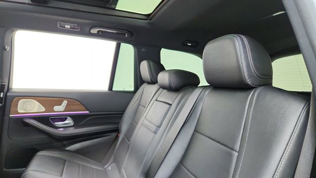 Used 2025 Mercedes-Benz GLS 450 4MATIC image 34