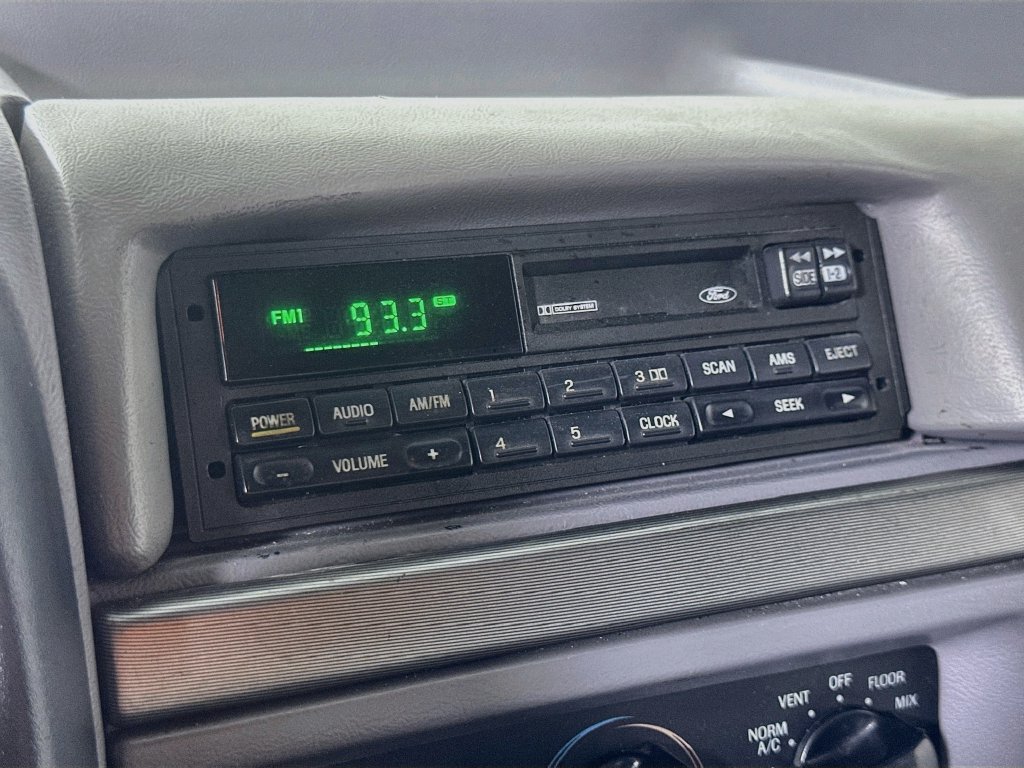 Used 1994 Ford Bronco Eddie Bauer AWD/4WD image 25