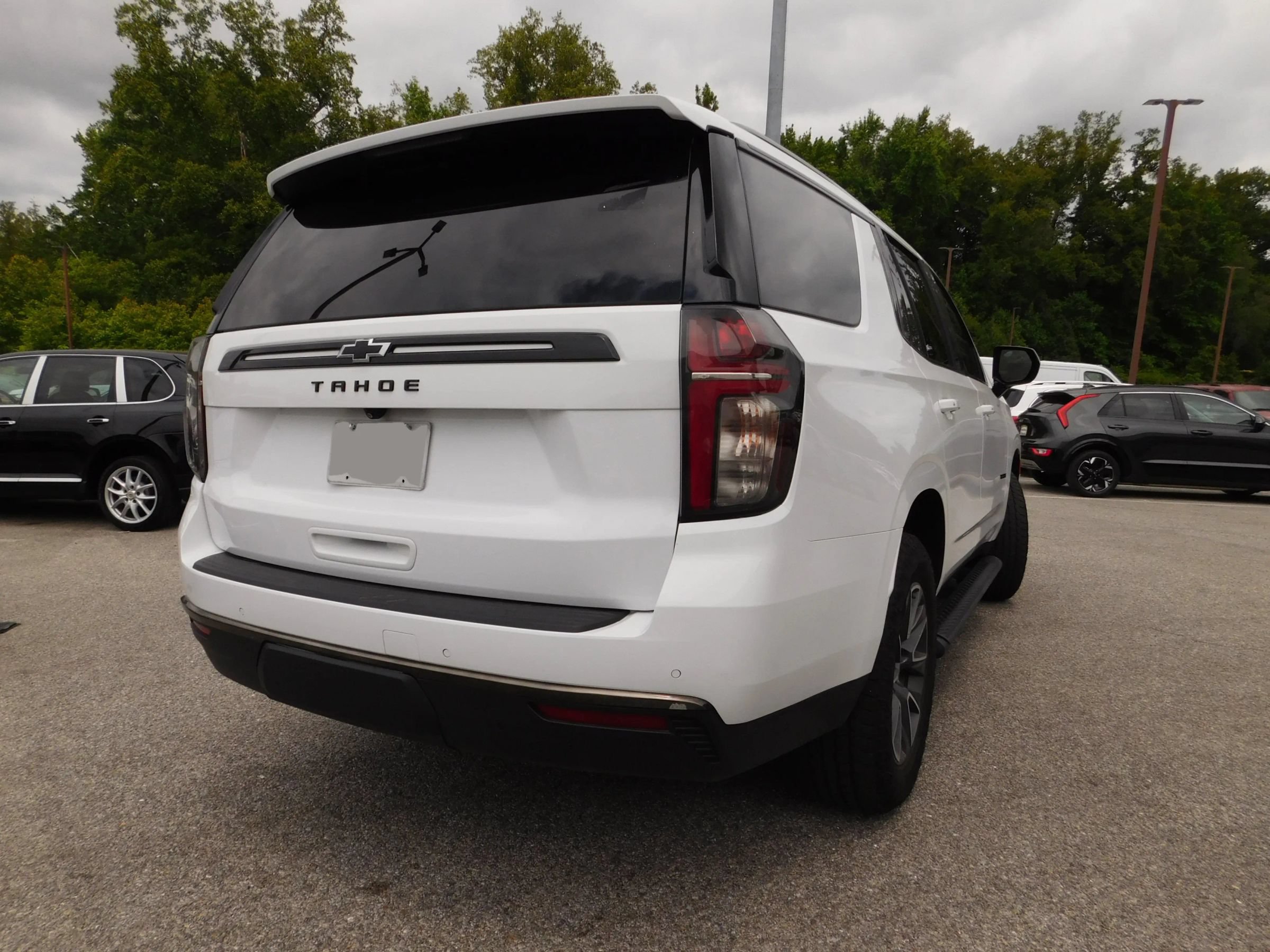 Used 2023 Chevrolet Tahoe Z71 AWD/4WD image 5