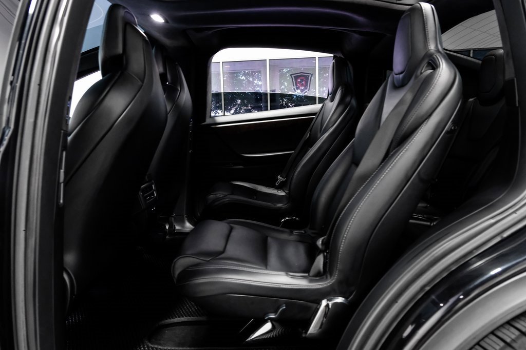 Used 2018 Tesla Model X P100D image 35