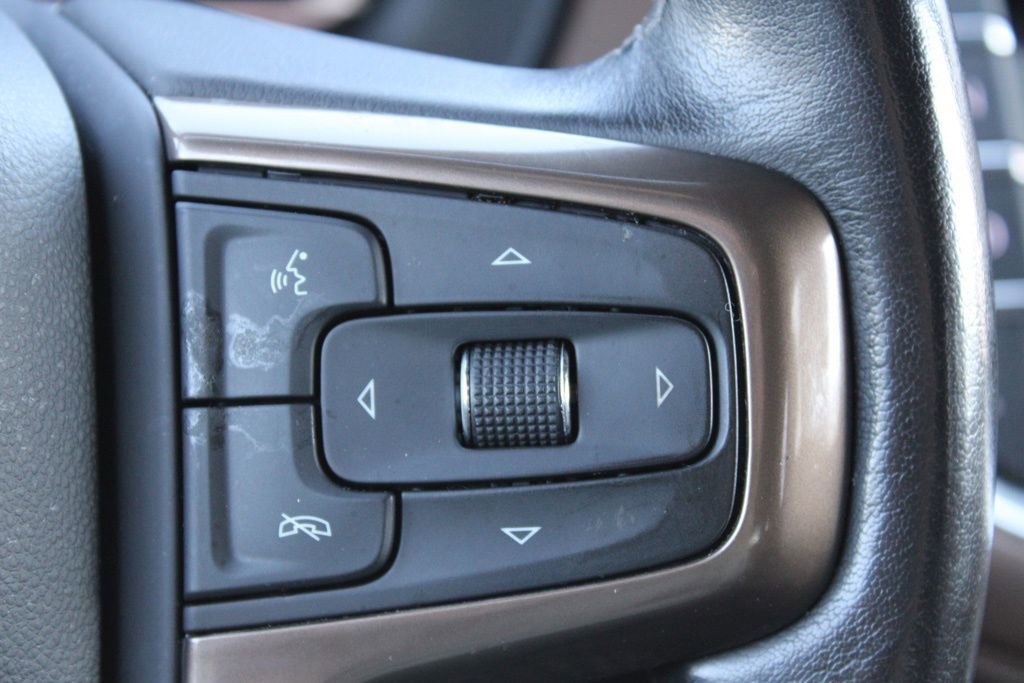 Used 2021 Chevrolet Suburban High Country image 35