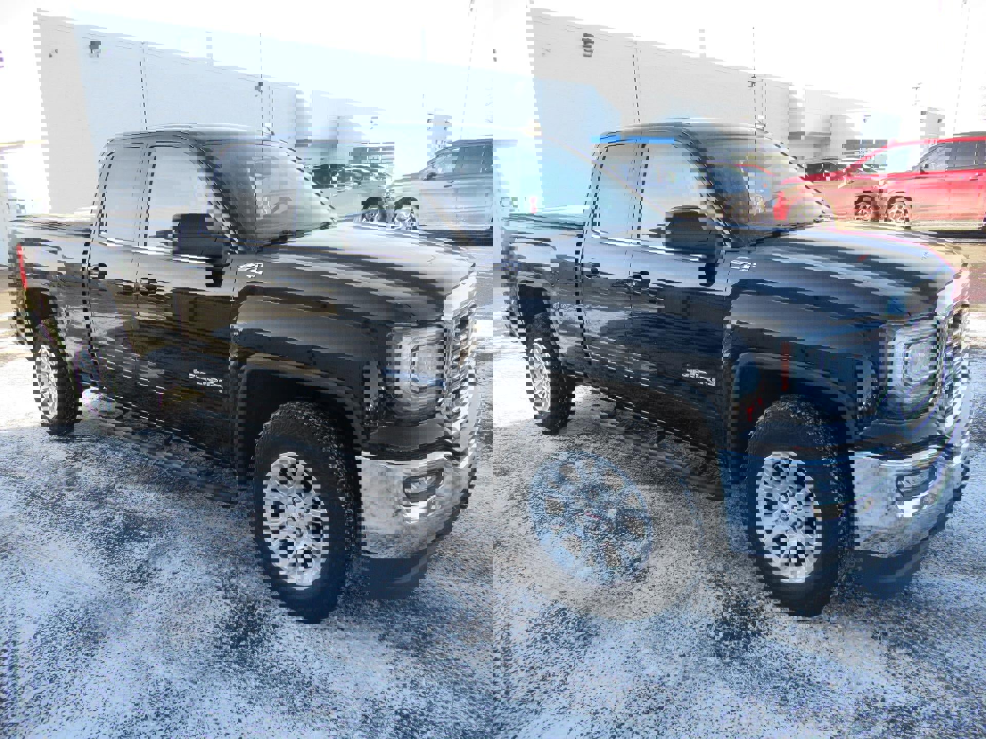 Used 2017 GMC Sierra 1500 SLE w/ SLE Value Package image 3