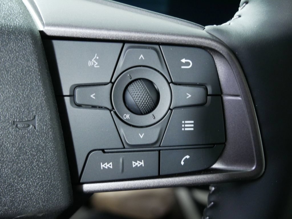 New 2026 Nissan Sentra SL w/ Floor Mat Package FWD image 27