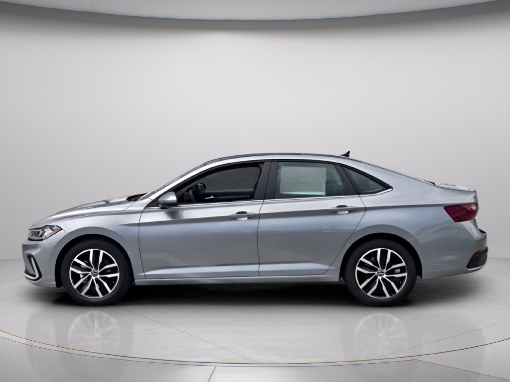 New 2027 Volkswagen Jetta SE FWD image 2