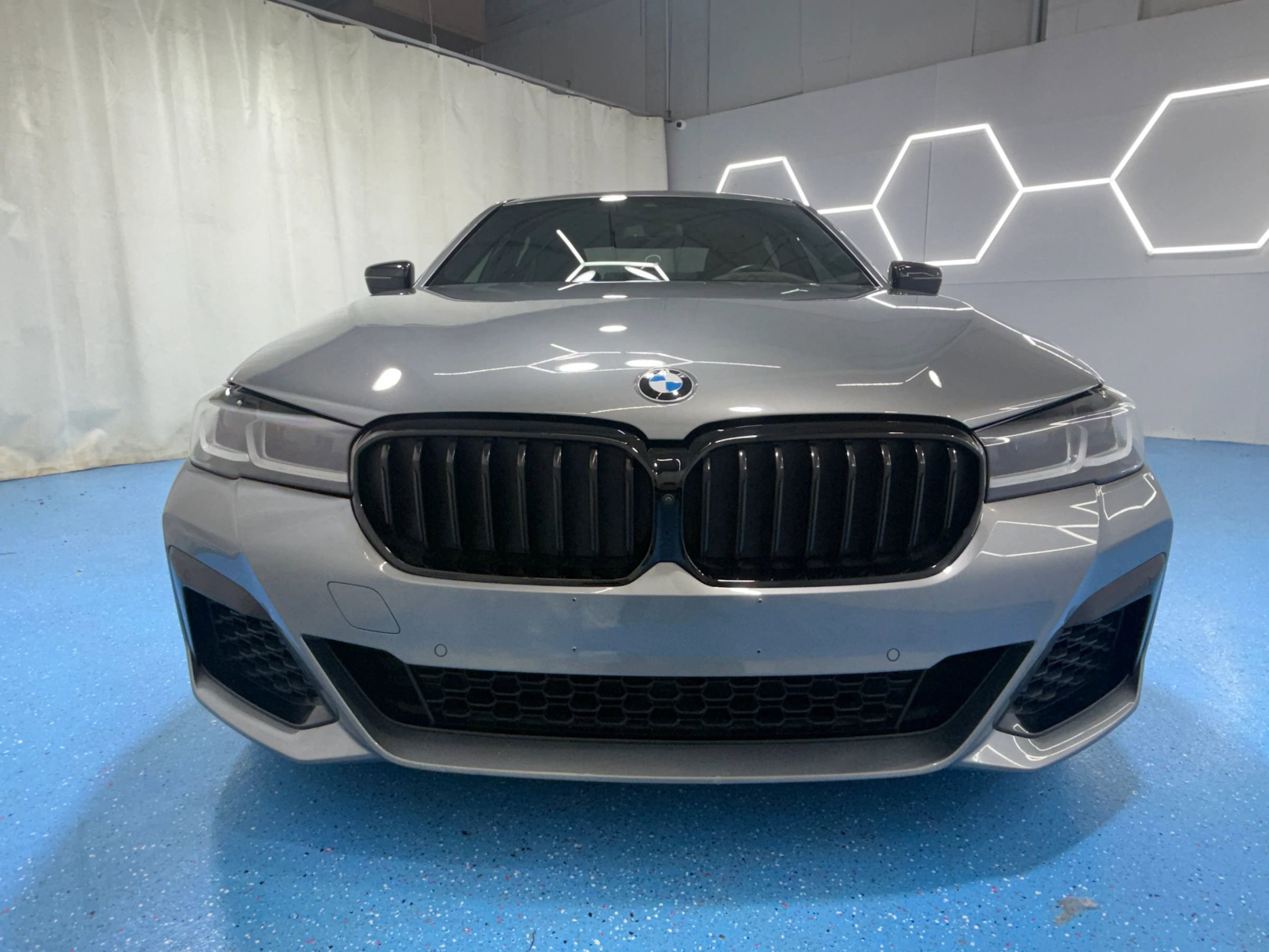 Used 2023 BMW M550i xDrive w/ Premium Enhanced Package AWD/4WD image 5