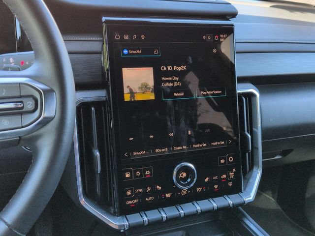Used 2025 GMC Acadia Elevation AWD/4WD image 15