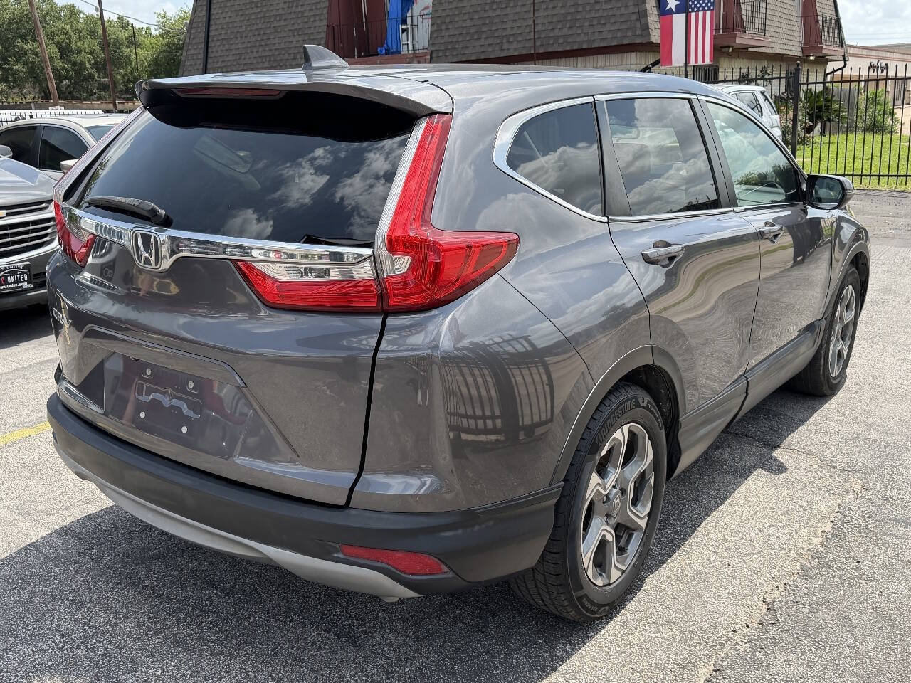Used 2019 Honda CR-V EX image 6