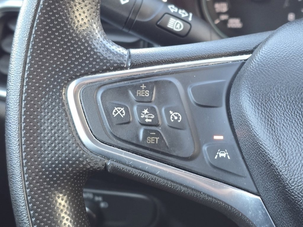 Used 2020 Chevrolet Equinox LT image 25