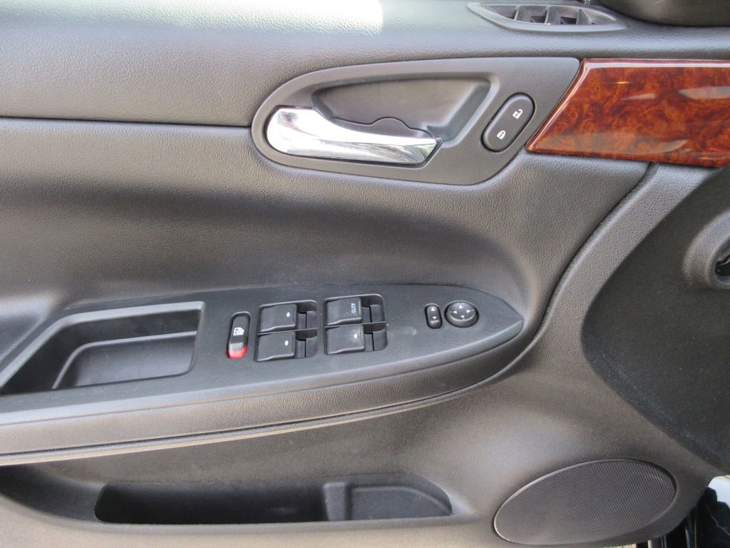 Certified 2011 Chevrolet Impala LT image 20