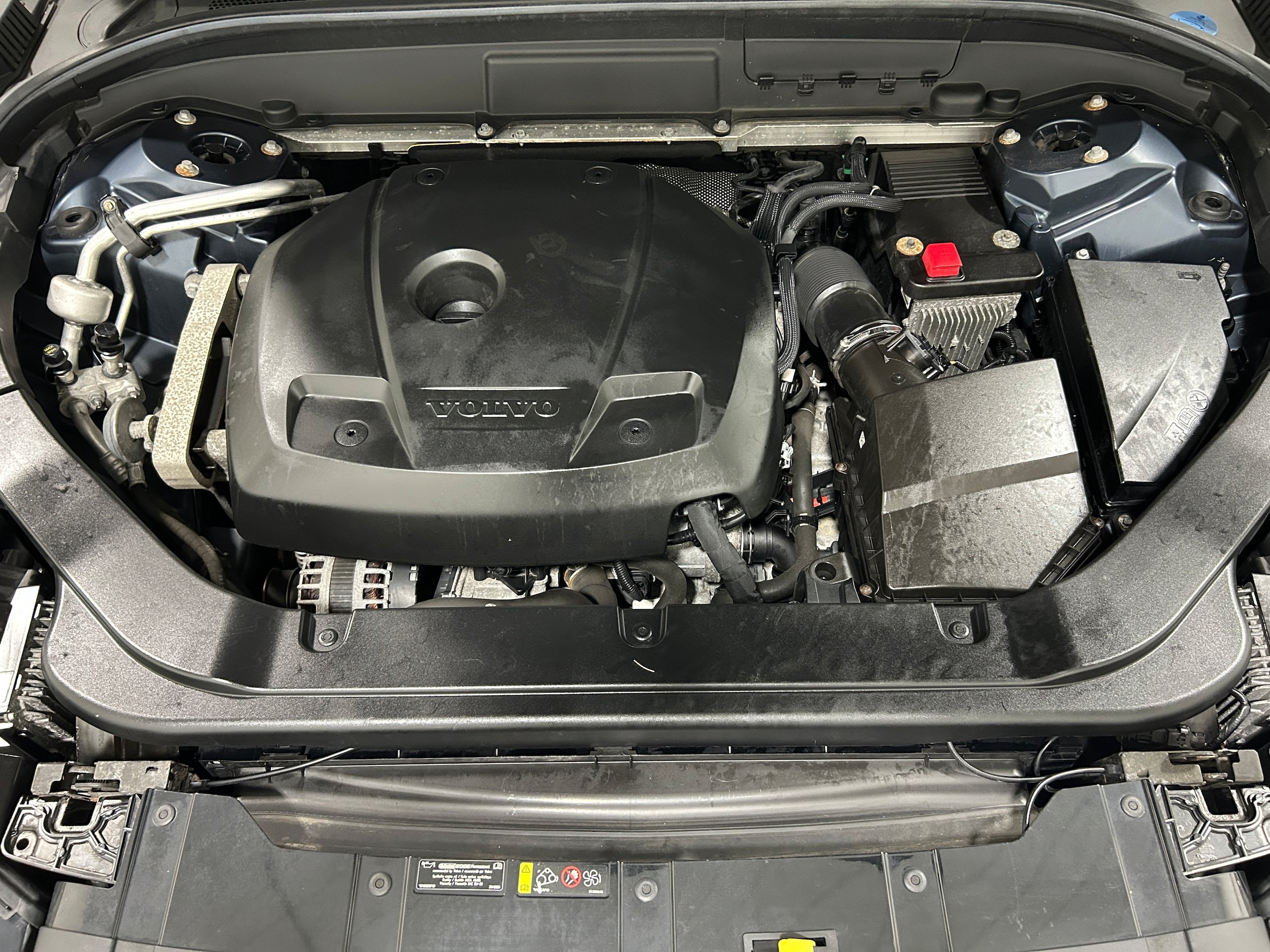 Used 2018 Volvo XC60 T5 Inscription AWD/4WD image 17