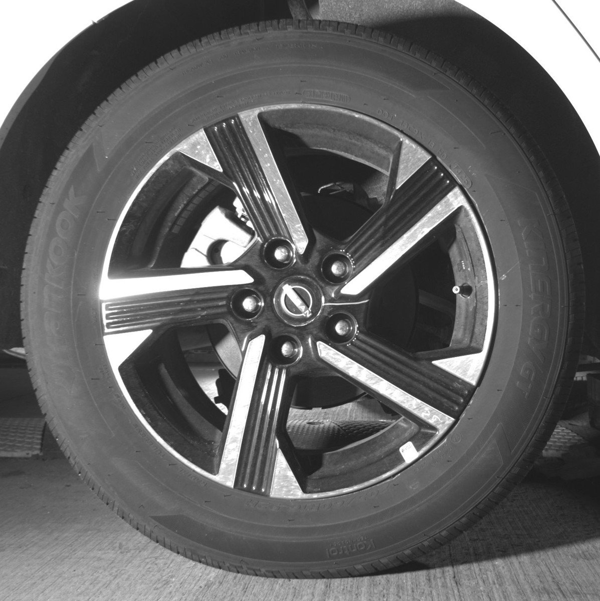 Used 2025 Nissan Sentra SV FWD image 15