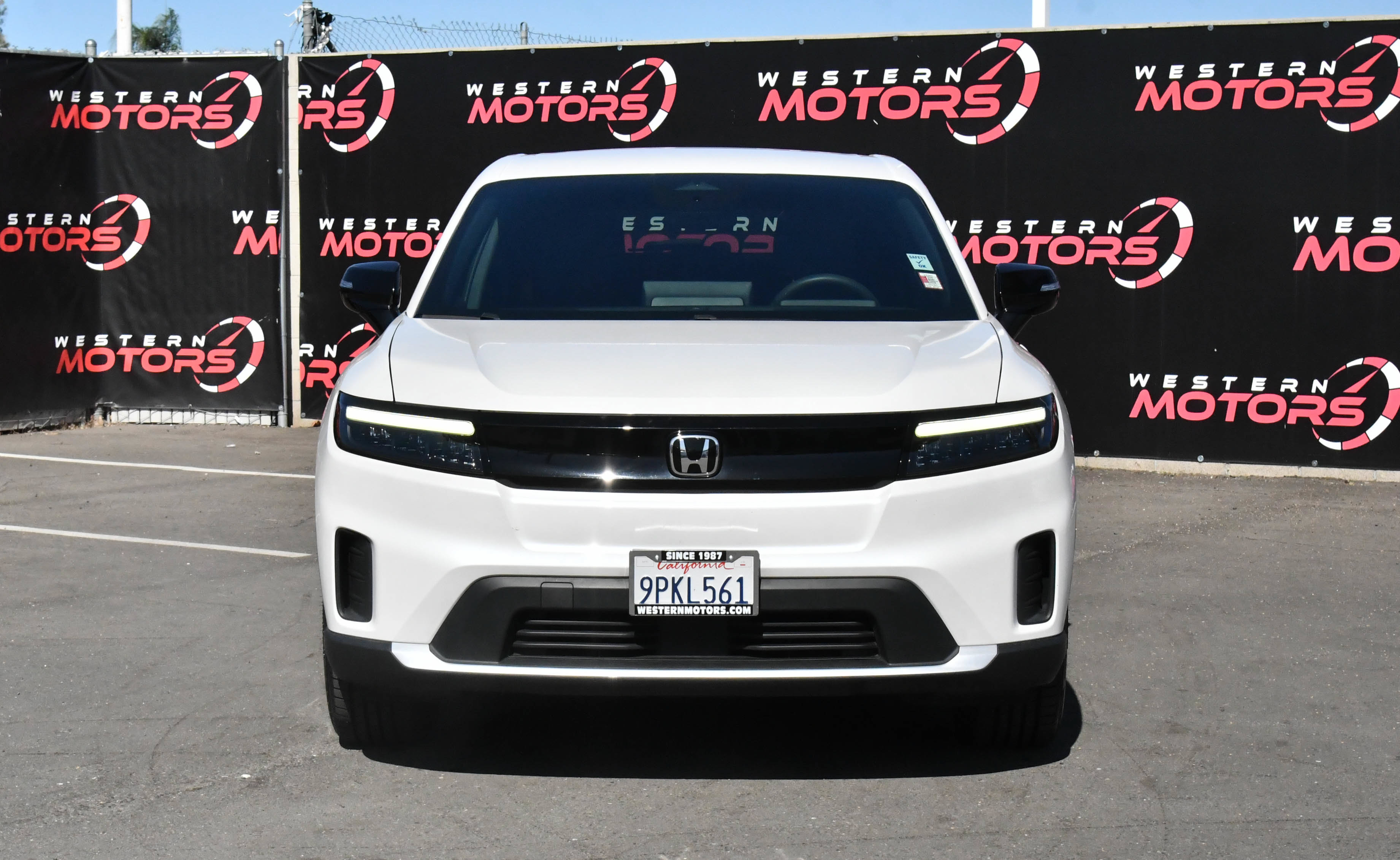 Used 2024 Honda Prologue EX image 2