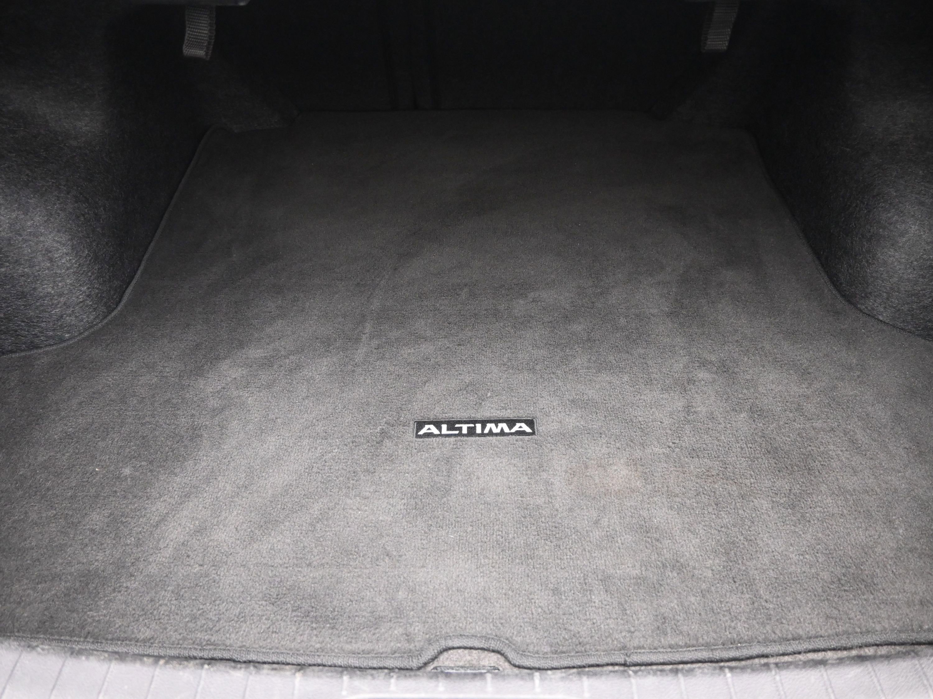 Used 2024 Nissan Altima 2.5 SV image 18