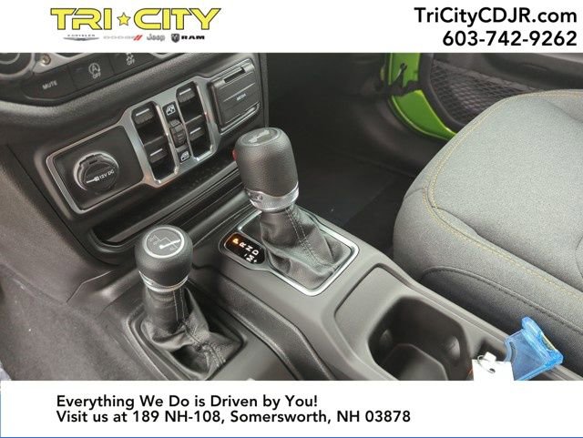 New 2025 Jeep Wrangler Sport S image 25