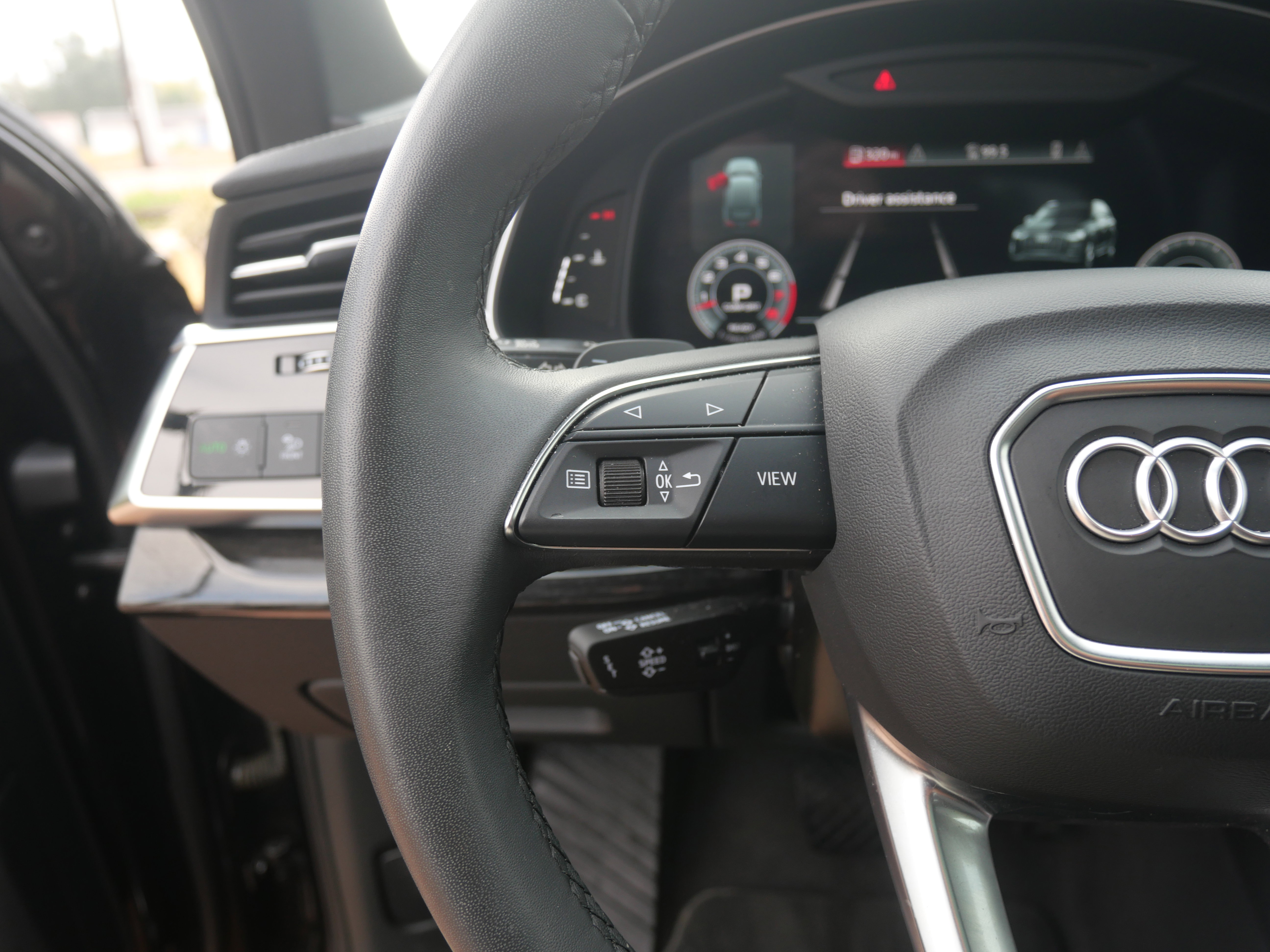 Used 2023 Audi Q7 3.0T Premium w/ Convenience Package image 13