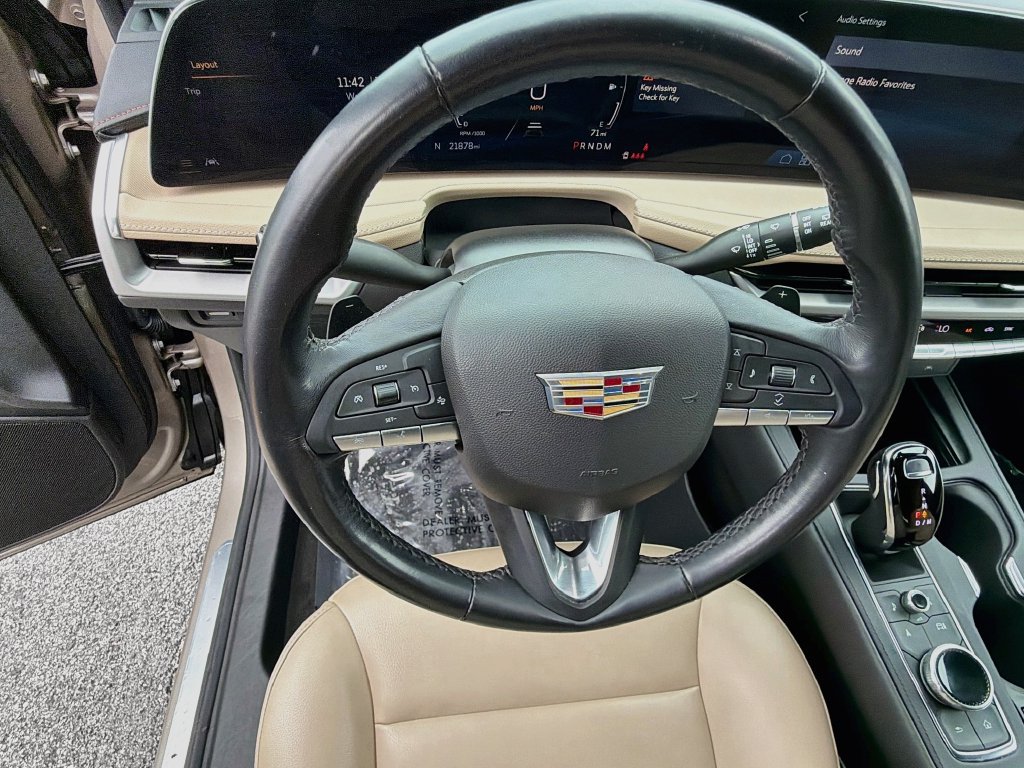 Used 2024 Cadillac XT4 Luxury FWD image 38
